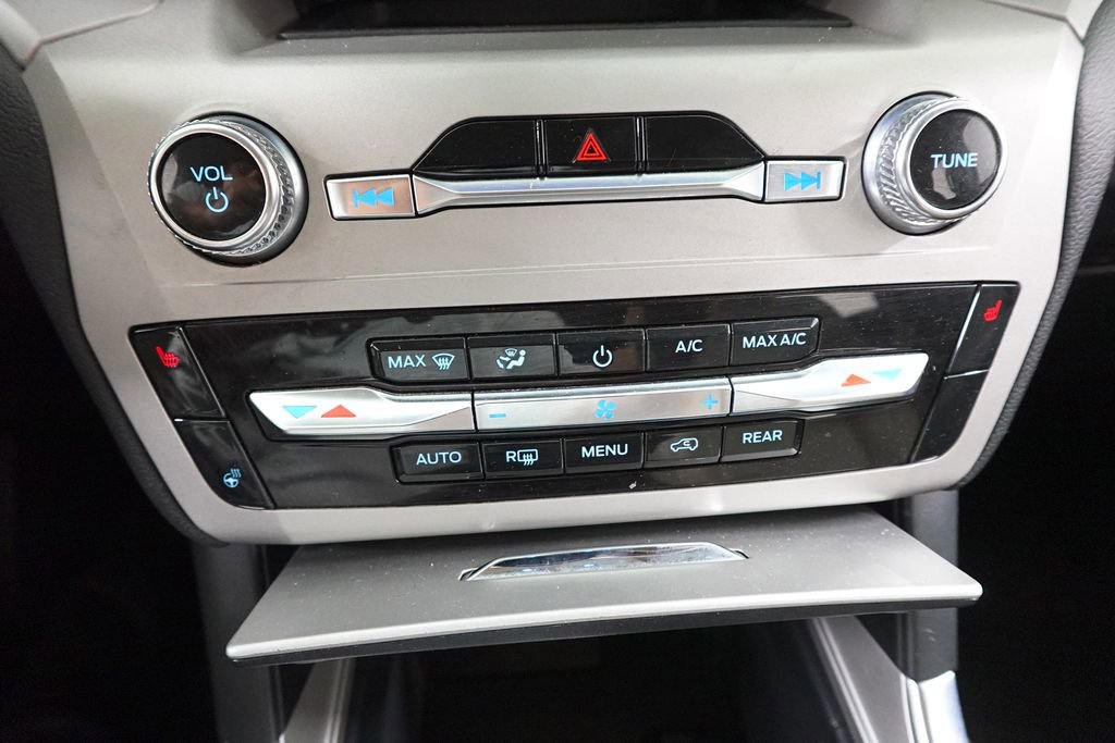 Certified 2023 Ford Explorer XLT w/ Equipment Group 202A image 19