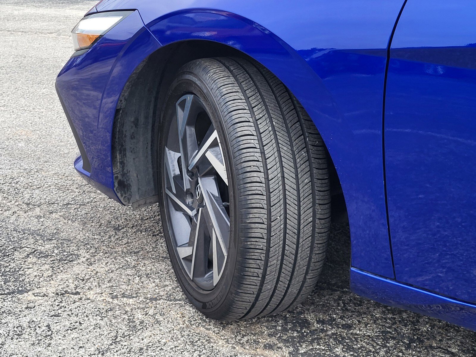 Used 2025 Hyundai Elantra SEL image 33