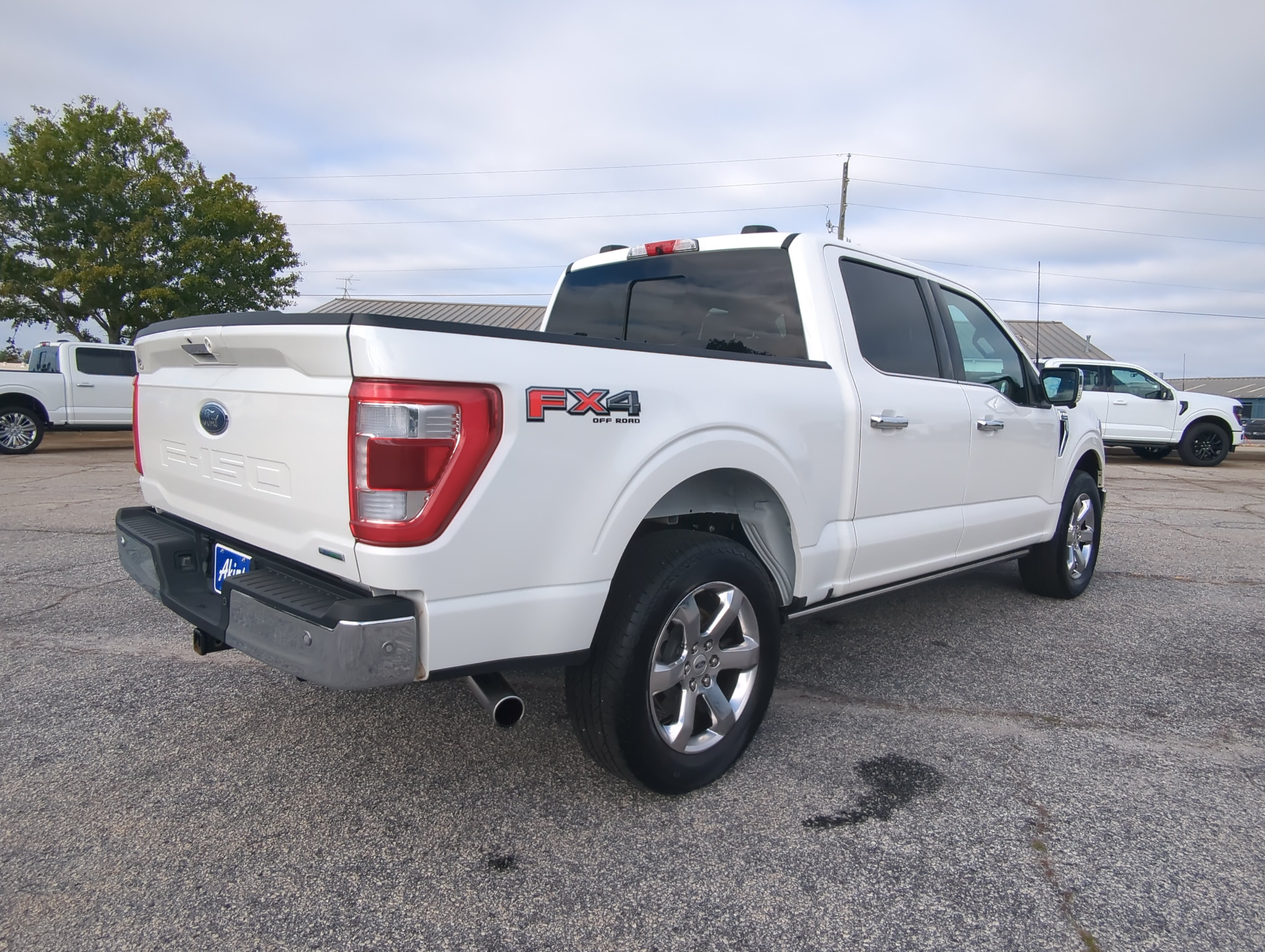 Certified 2022 Ford F150 Lariat w/ Equipment Group 502A High AWD/4WD image 2