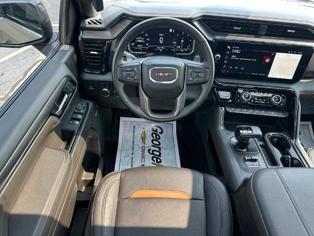Used 2023 GMC Sierra 1500 AT4 w/ Technology Package AWD/4WD image 6