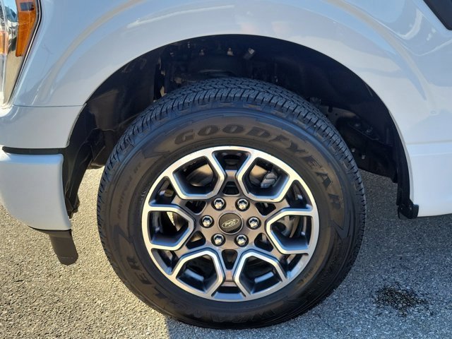 Certified 2021 Ford F150 XL w/ STX Appearance Package image 8