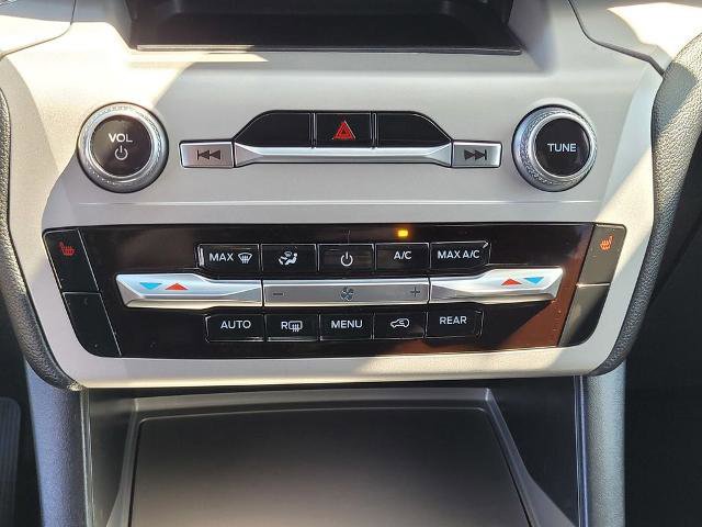 Certified 2023 Ford Explorer XLT RWD image 18