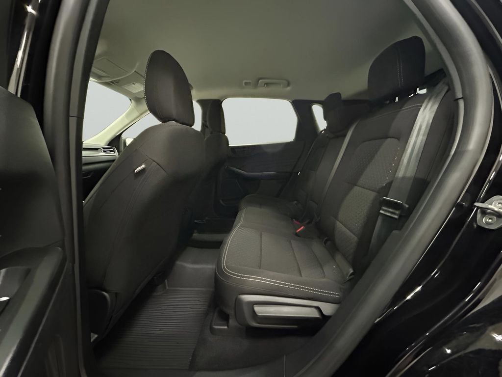 Certified 2024 Ford Escape Active w/ Cold Weather Package FWD image 26