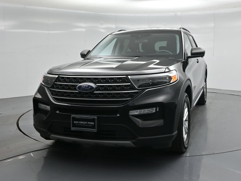 Certified 2023 Ford Explorer XLT w/ Equipment Group 202A RWD image 56