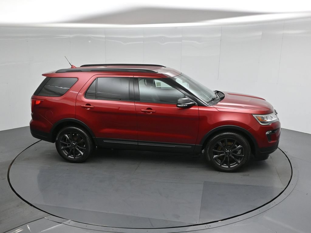 Certified 2019 Ford Explorer XLT w/ Equipment Group 202A FWD image 54
