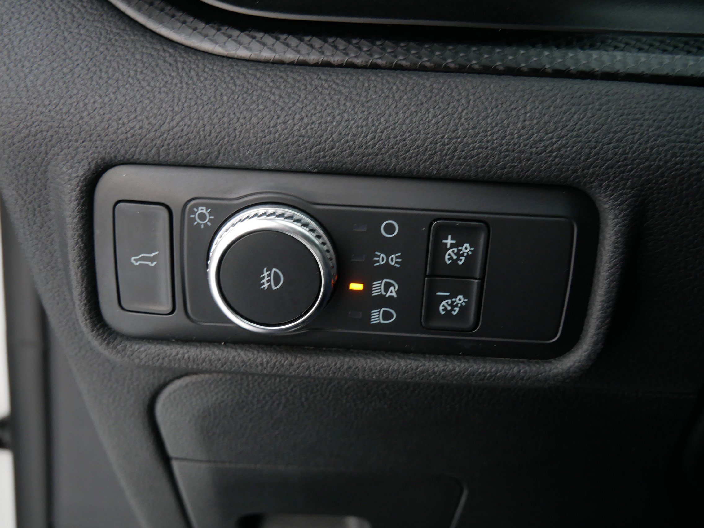 Certified 2020 Ford Explorer ST w/ ST Street Pack image 26