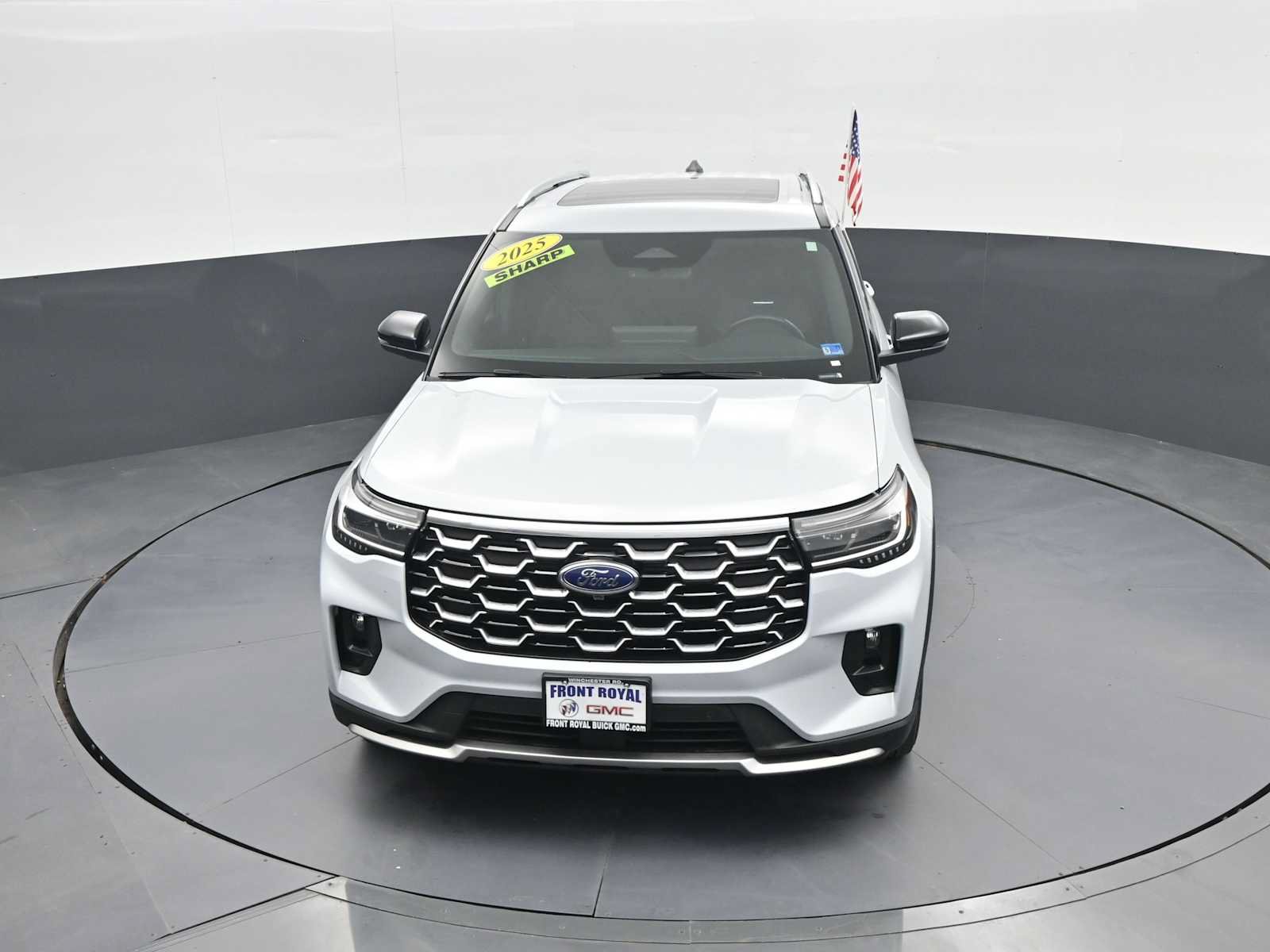 Certified 2025 Ford Explorer Platinum RWD image 34