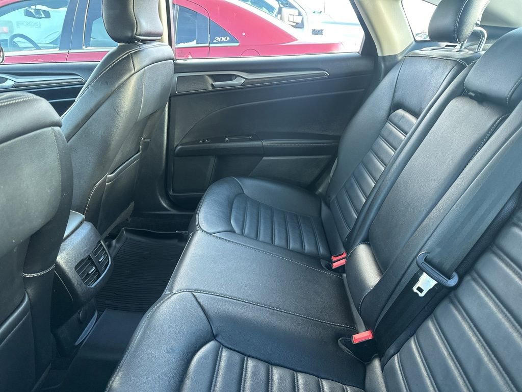 Certified 2017 Ford Fusion SE w/ Fusion SE Technology Package image 19