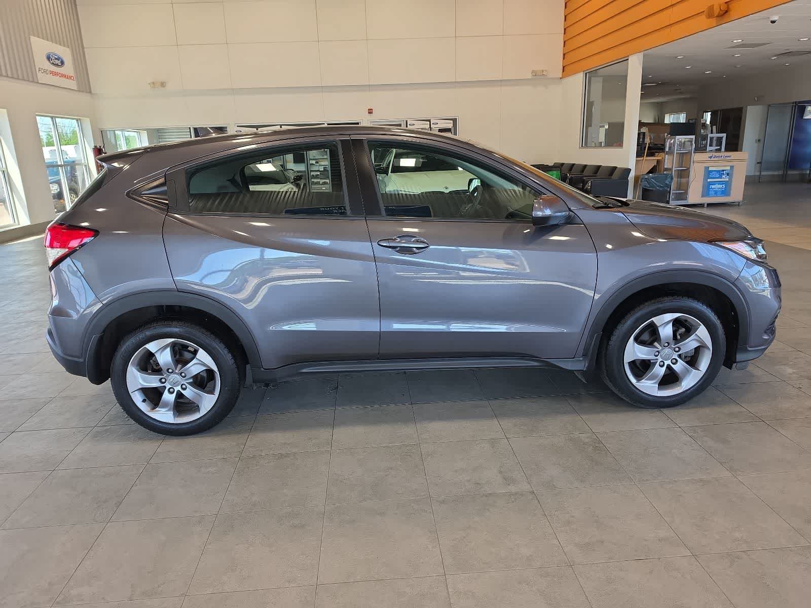 Used 2022 Honda HR-V LX image 6