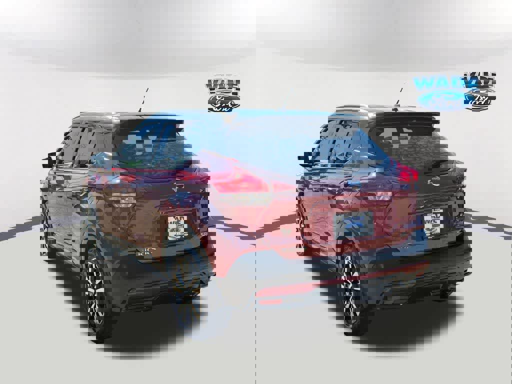 Used 2019 Nissan Kicks SR w/ SR Premium Package image 7