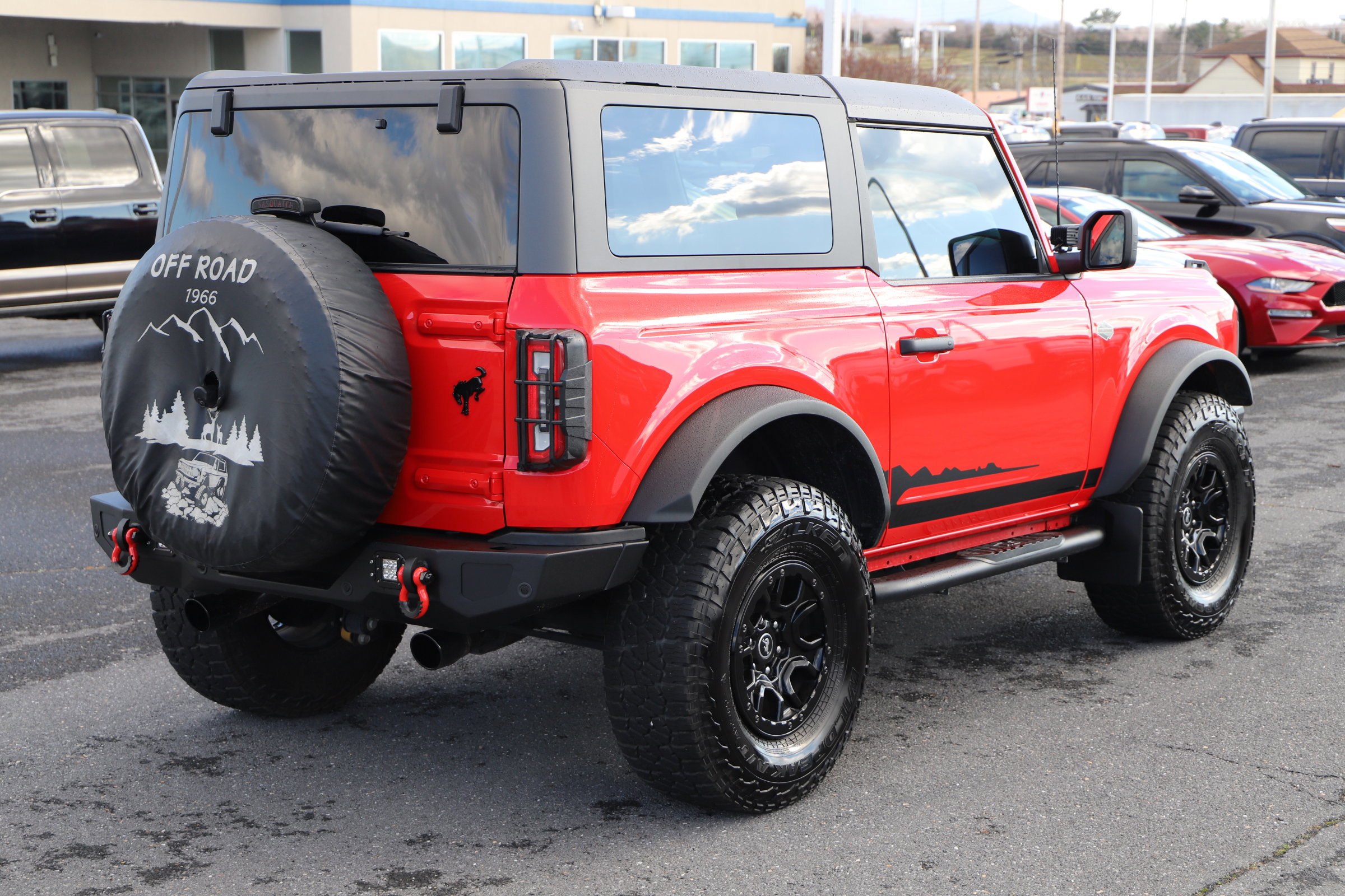 Certified 2022 Ford Bronco Wildtrak image 3