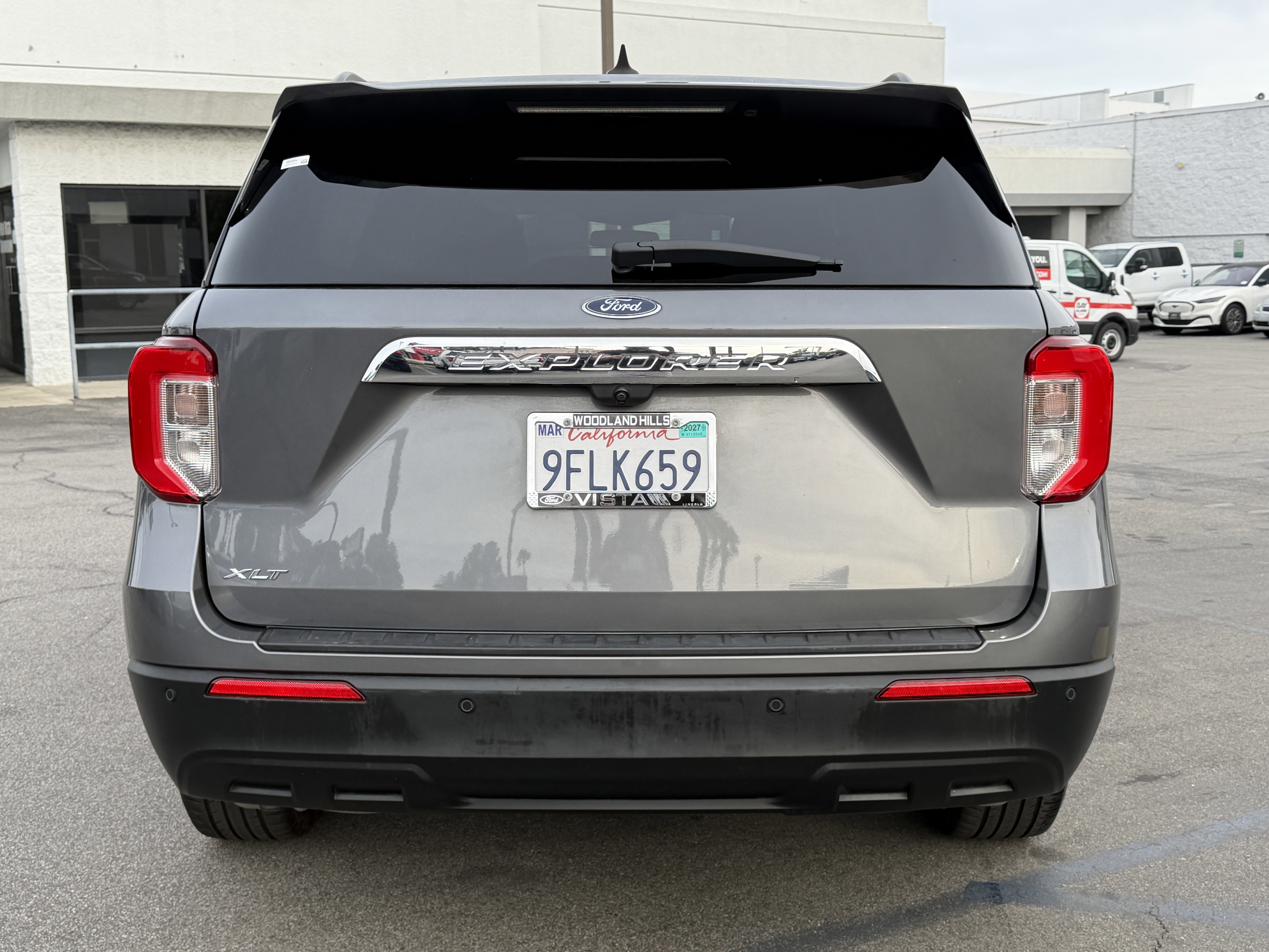 Certified 2022 Ford Explorer XLT RWD image 4