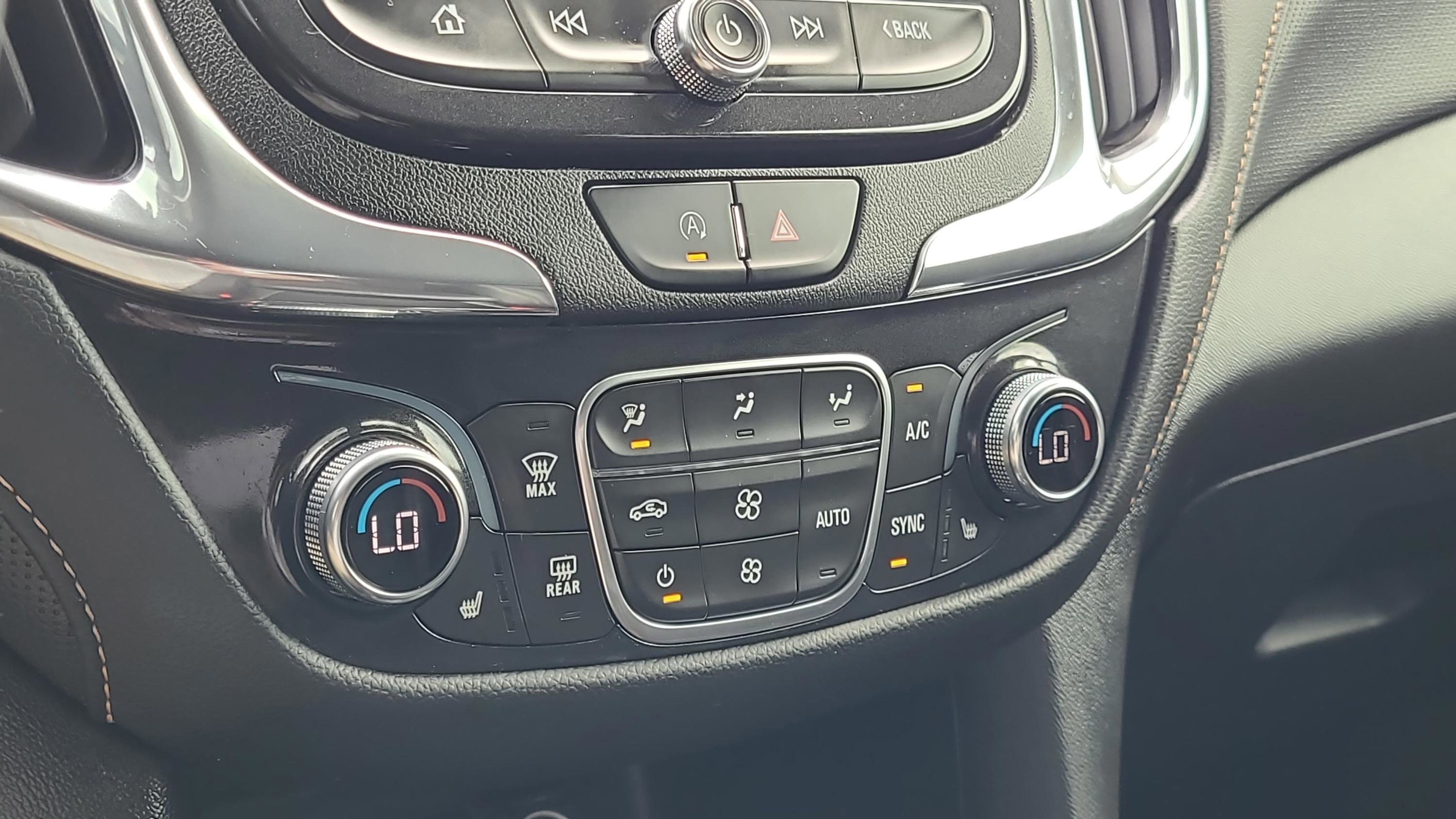 Used 2022 Chevrolet Equinox Premier w/ Redline Edition image 21