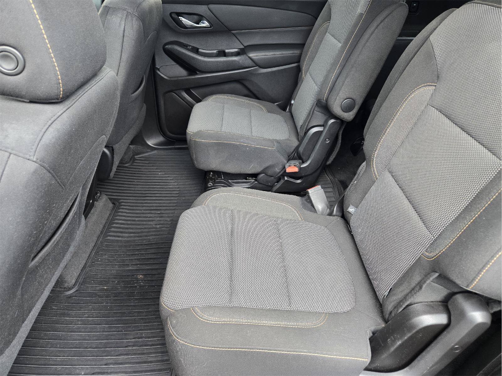 Used 2019 Chevrolet Traverse LT FWD image 28