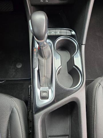 Used 2024 Buick Encore GX Preferred image 24