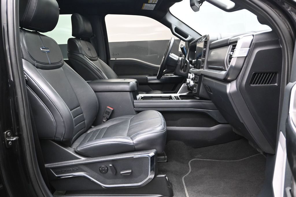 Certified 2025 Ford F250 Platinum AWD/4WD image 13