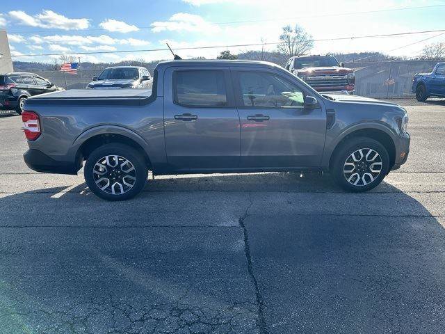 Certified 2024 Ford Maverick Lariat image 2