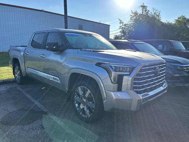 Used 2024 Toyota Tundra Capstone AWD/4WD image 9