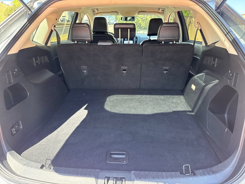 Certified 2024 Ford Edge SEL AWD/4WD image 9