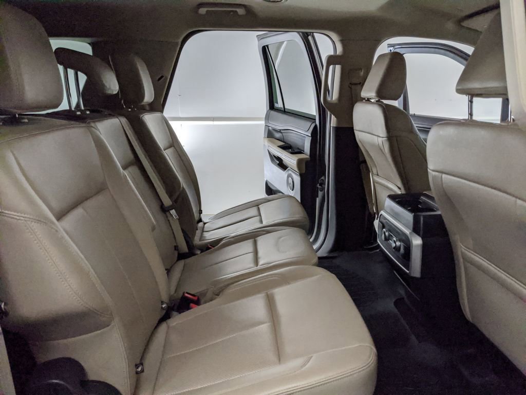 Certified 2024 Ford Expedition Max XLT image 23