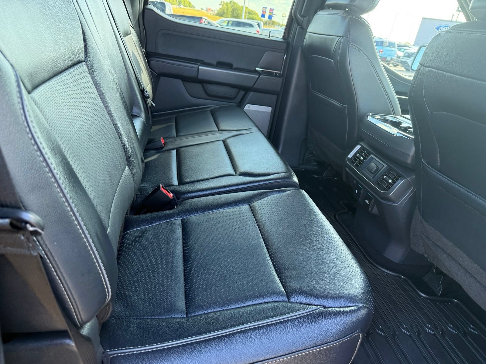 Certified 2024 Ford F150 Lariat AWD/4WD image 19