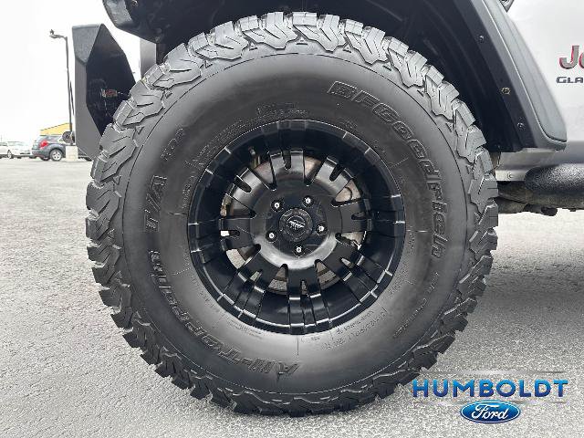 Used 2020 Jeep Gladiator Rubicon w/ Uconnect 4C Nav & Sound Group AWD/4WD image 10