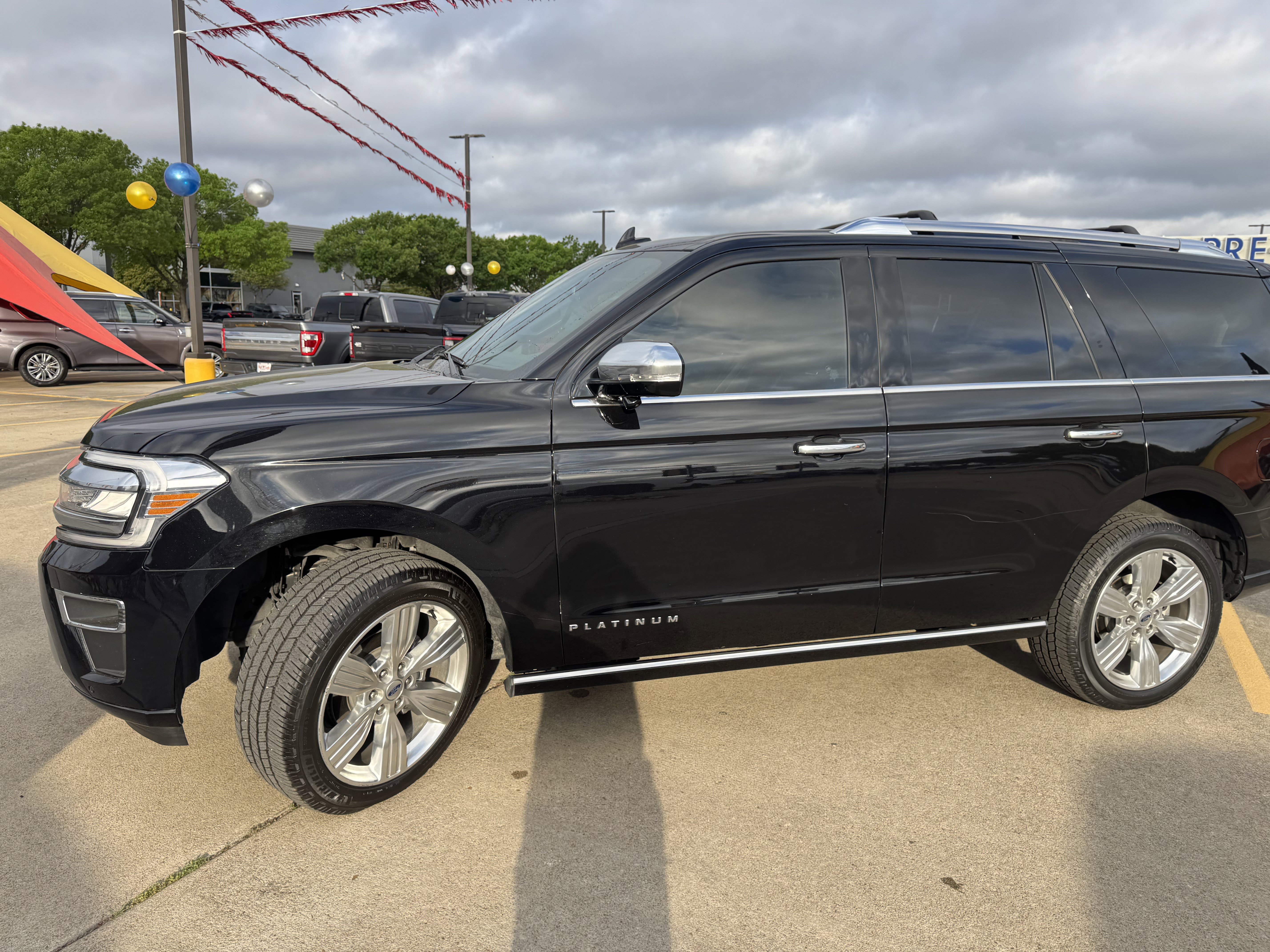 Certified 2023 Ford Expedition Platinum image 14