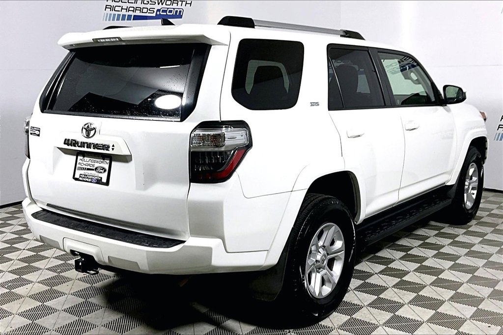 Used 2021 Toyota 4Runner SR5 image 9