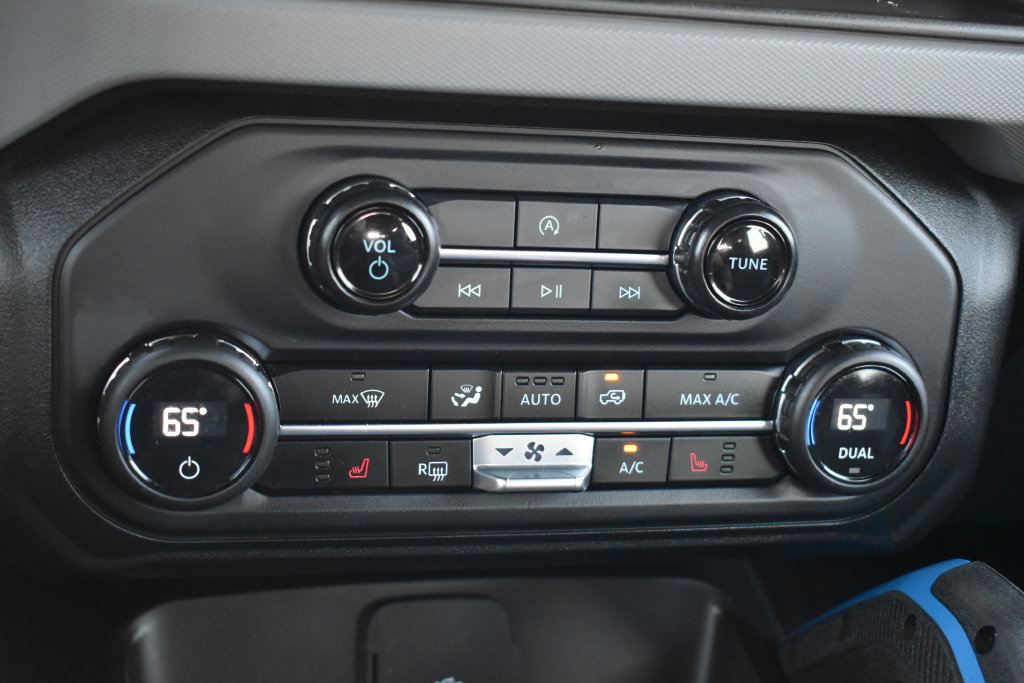 Certified 2023 Ford Bronco Black Diamond AWD/4WD image 20