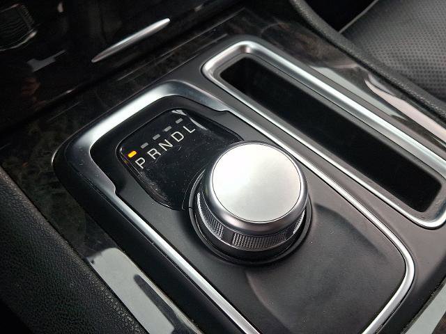 Used 2023 Chrysler 300 Touring L w/ Comfort Group image 14