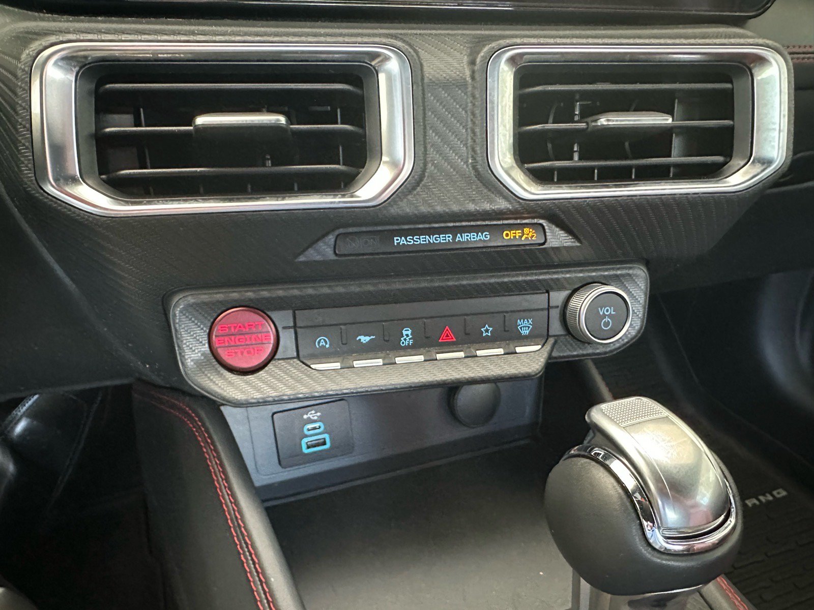Certified 2025 Ford Mustang Premium RWD image 34