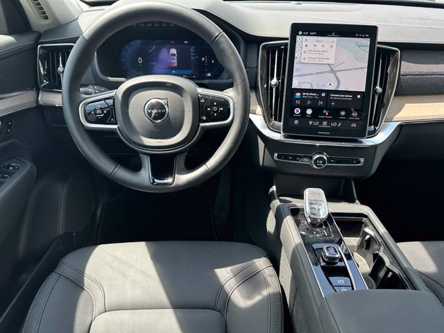 Used 2025 Volvo XC90 B6 Plus AWD/4WD image 19