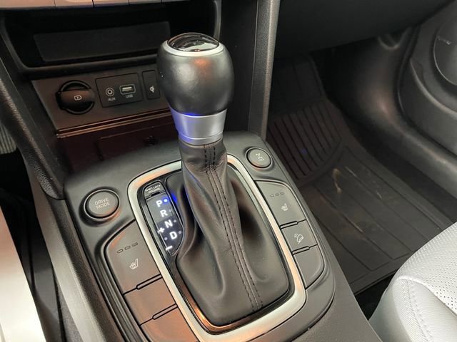 Used 2021 Hyundai Kona Limited image 14