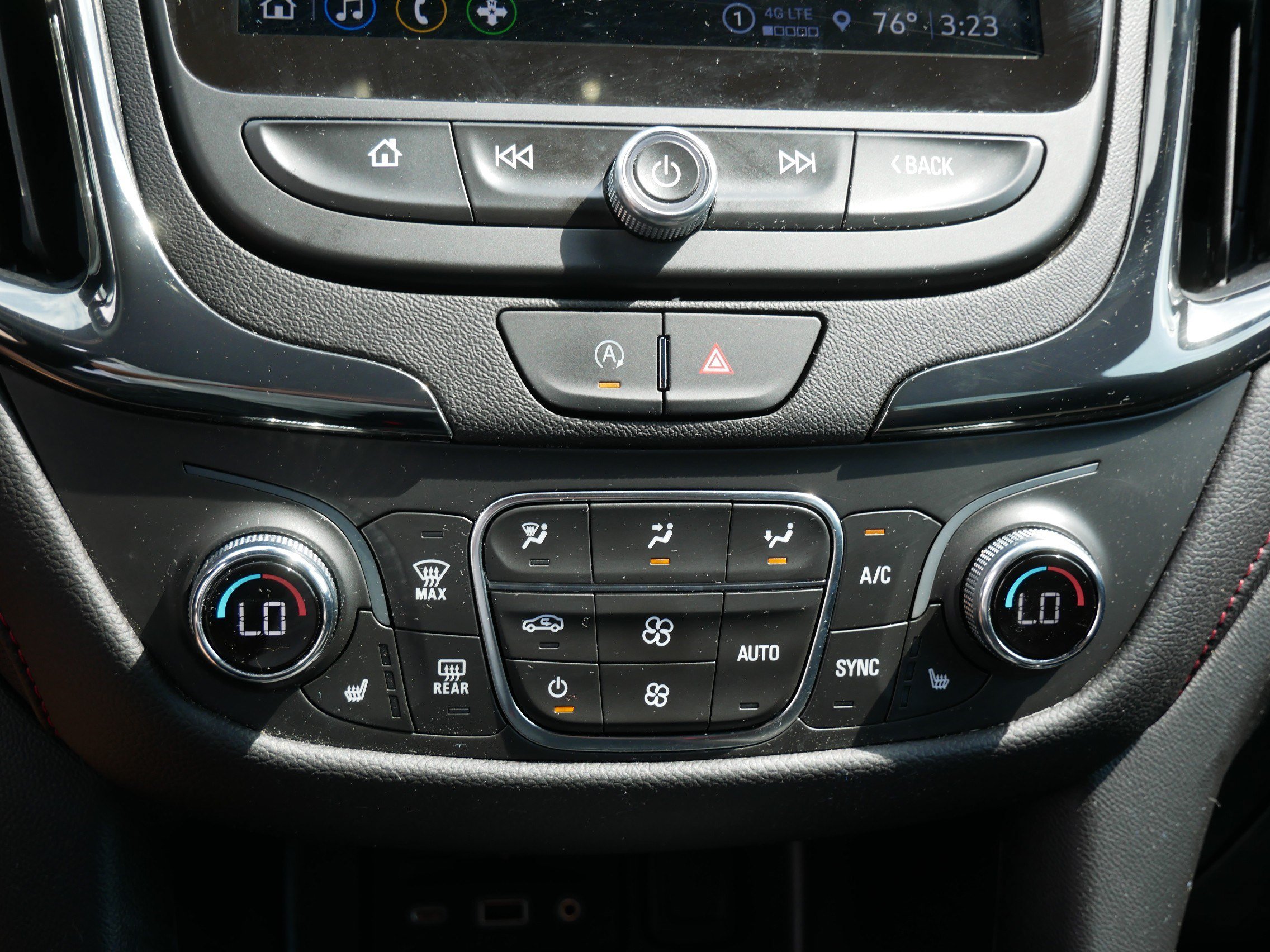 Used 2024 Chevrolet Equinox RS AWD/4WD image 23