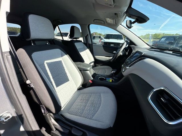 Used 2024 Chevrolet Equinox LS w/ LS Convenience Package image 27