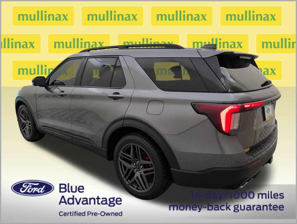 Certified 2025 Ford Explorer ST w/ Sun And Sound Package AWD/4WD image 9
