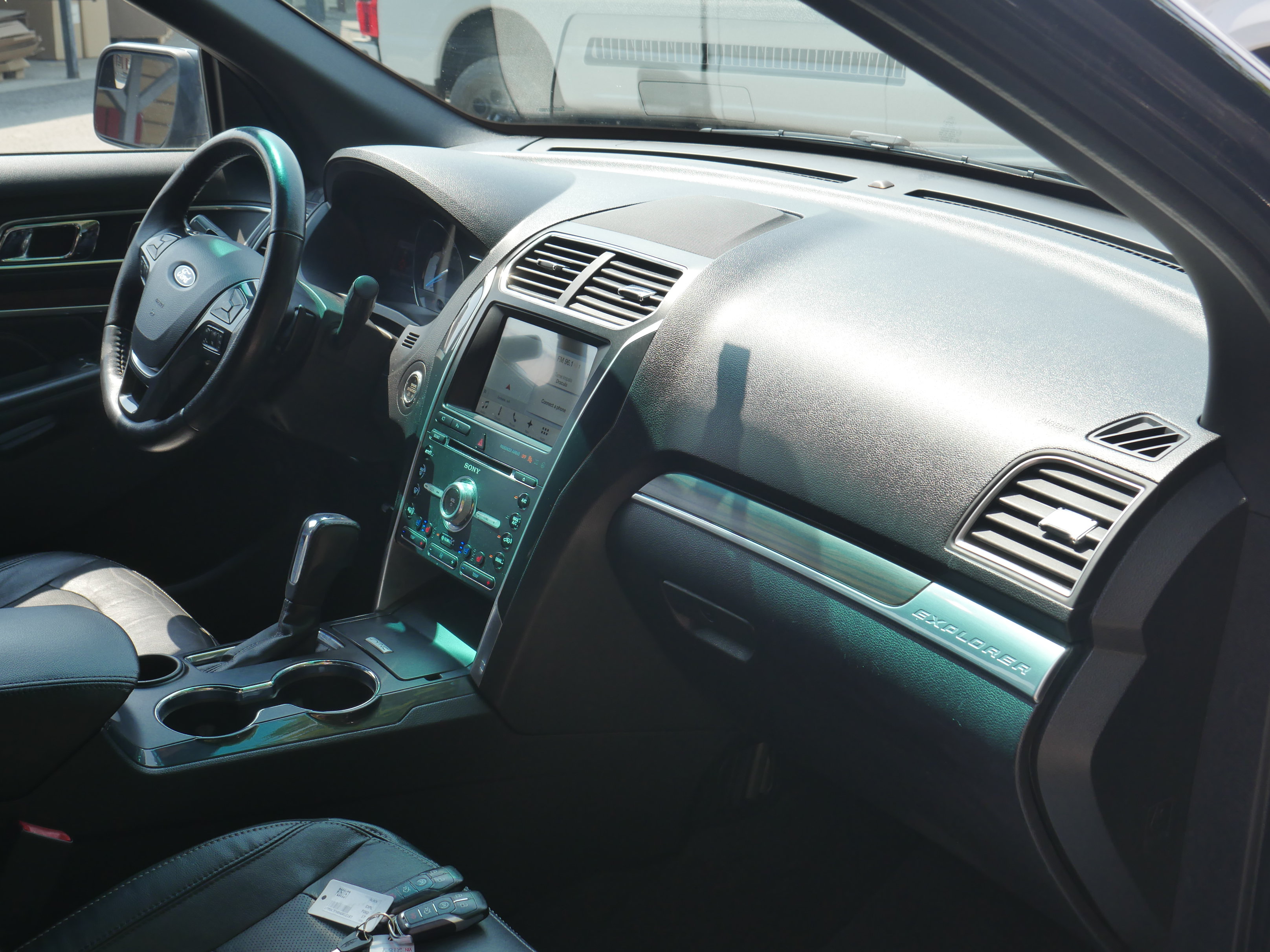 Certified 2017 Ford Explorer Limited FWD image 24