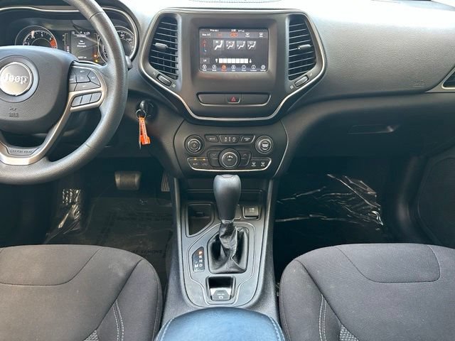 Used 2020 Jeep Cherokee Latitude FWD image 15