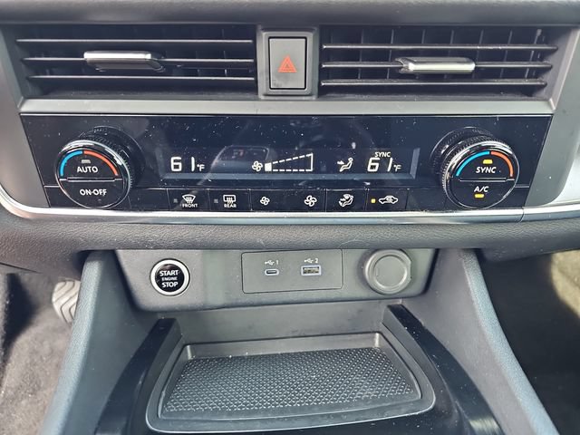 Used 2023 Nissan Rogue SV AWD/4WD image 28
