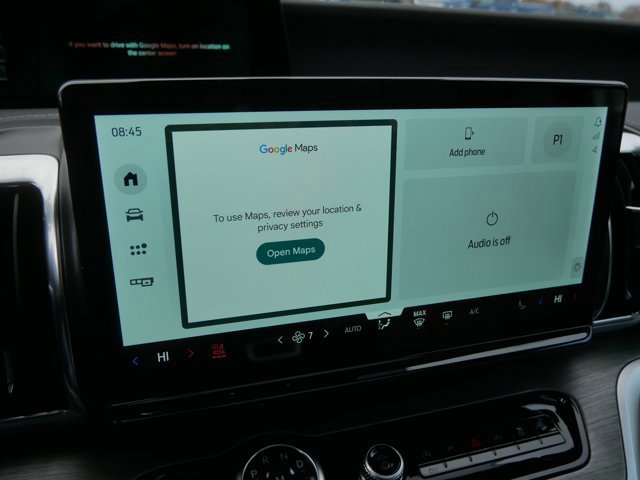 Certified 2025 Ford Expedition Max Platinum w/ Driver's Package image 29