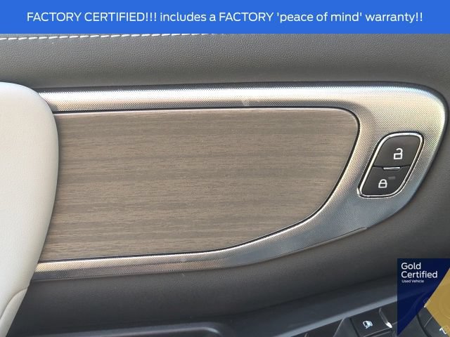 Certified 2025 Ford Expedition Platinum w/ Driver's Package AWD/4WD image 33