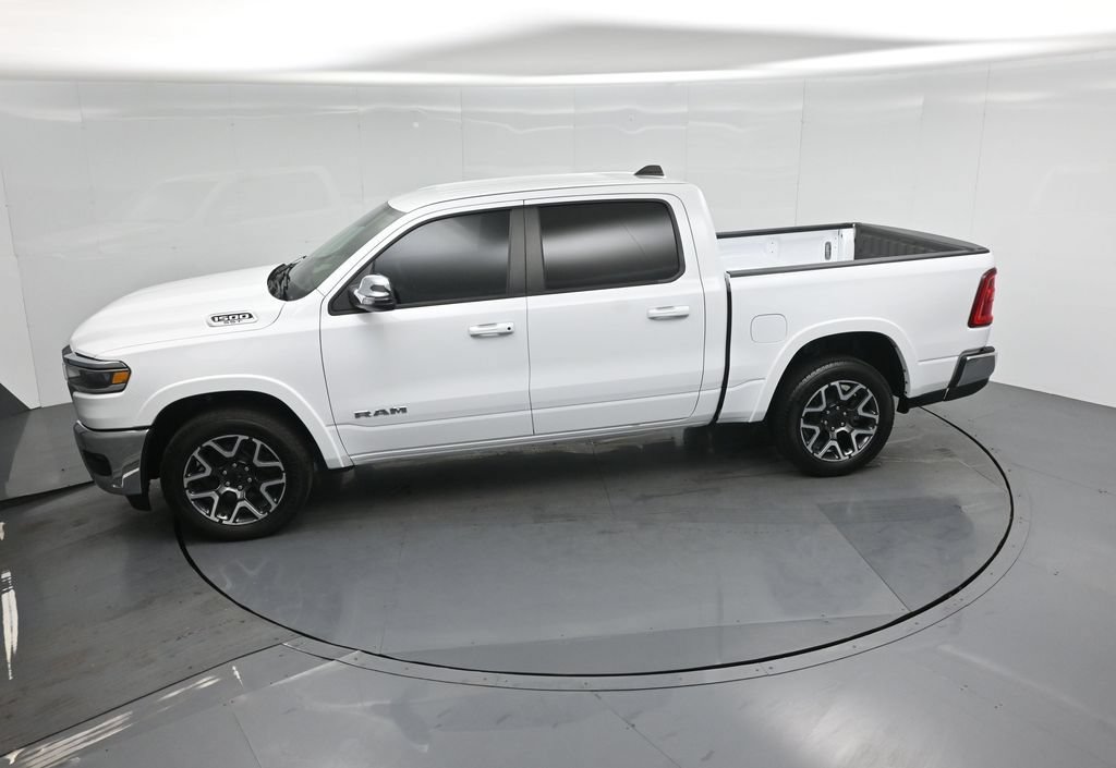 Used 2025 RAM 1500 Laramie AWD/4WD image 45