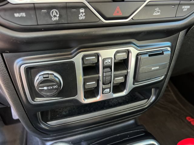Used 2021 Jeep Gladiator Overland AWD/4WD image 18