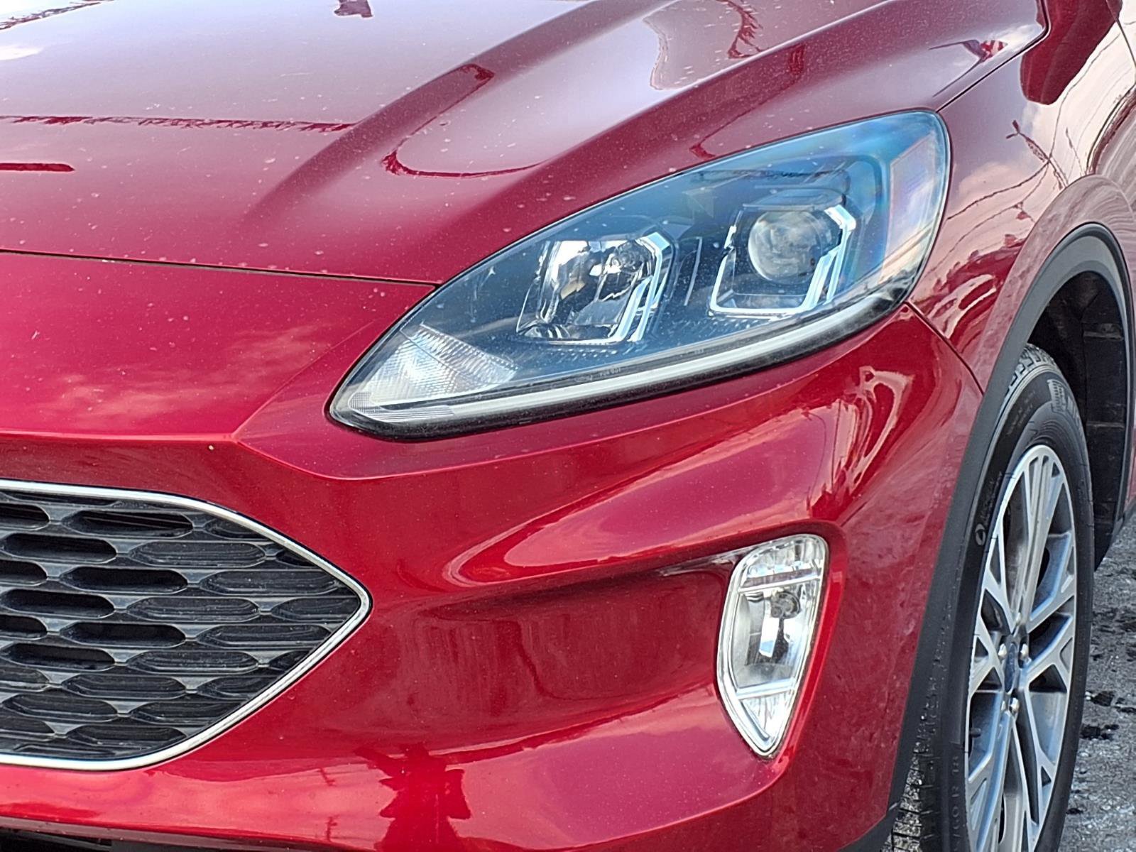 Certified 2022 Ford Escape SEL image 28