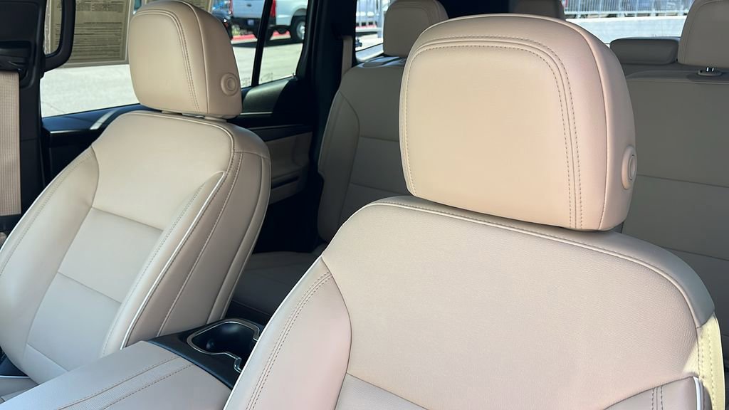 Used 2026 Buick Enclave Preferred w/ LPO, Floor Liner Package FWD image 15