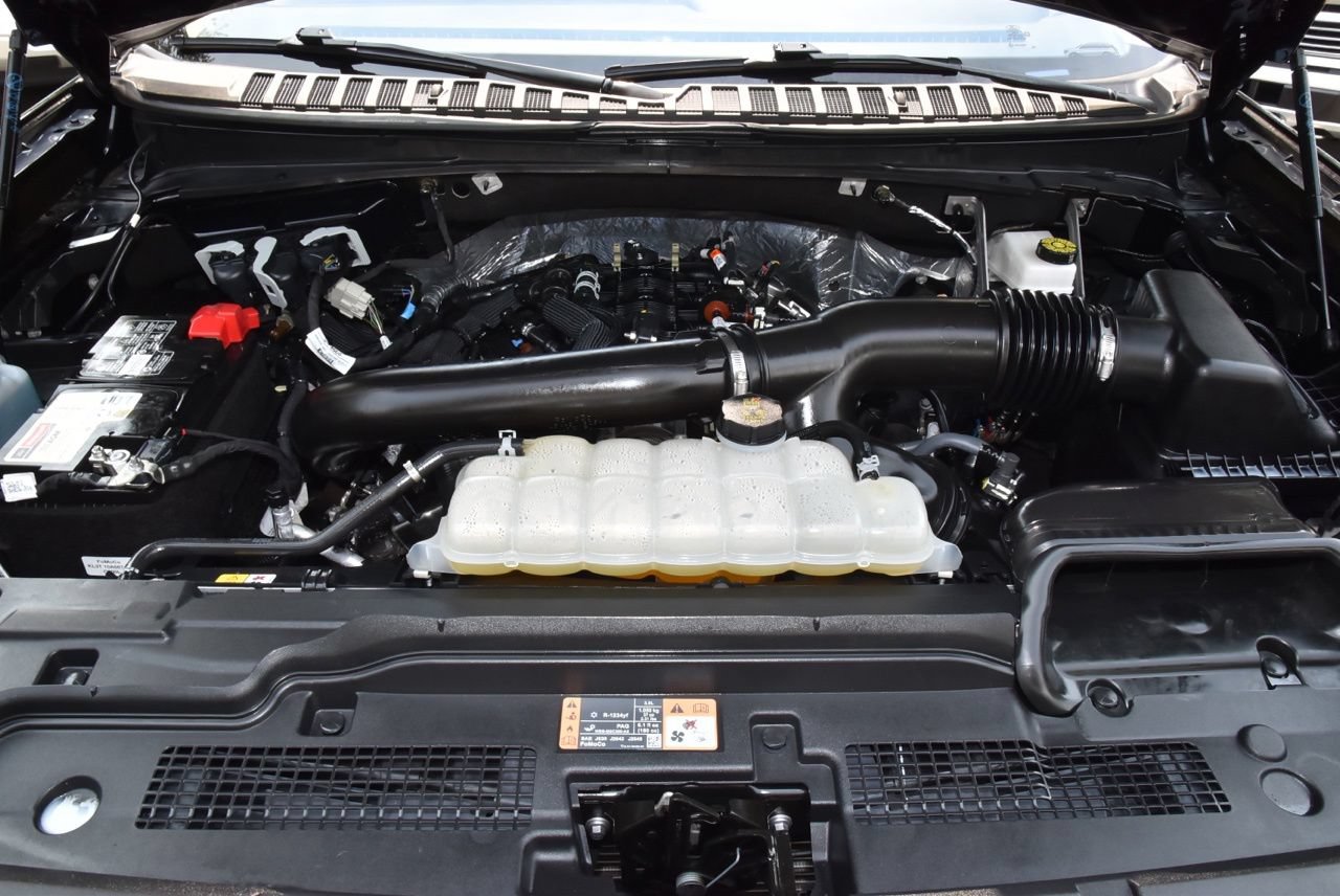 Certified 2025 Ford Expedition Active RWD image 40