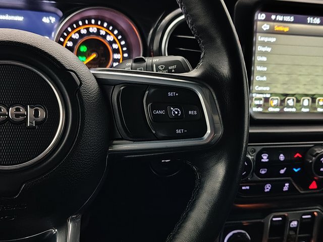 Used 2021 Jeep Wrangler Unlimited Sahara AWD/4WD image 36