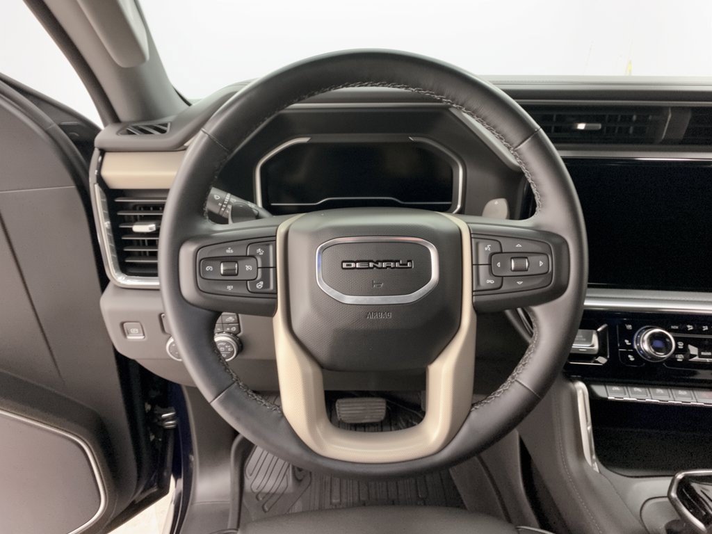 Used 2023 GMC Sierra 1500 Denali w/ Denali Reserve Package RWD image 10