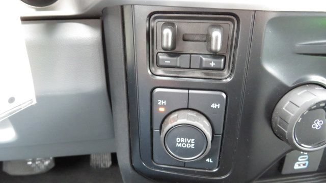 Certified 2025 Ford F250 XLT AWD/4WD image 19