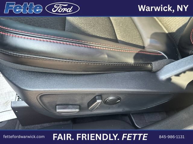 Certified 2026 Ford Escape ST-Line AWD/4WD image 17